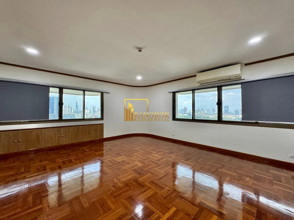 รูป Tower Park | Very Spacious 3 Bedroom Condo in Nana Area - BR13154CD - รูปที่ 11/54