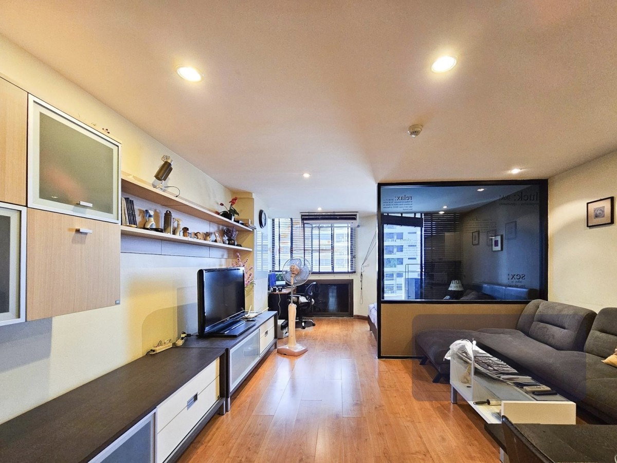 รูป Supalai Place Sukhumvit 39 | เฟอร์นิเจอร์และเครื่องใช้ไฟฟ้า #715005 - รูปที่ 7/11