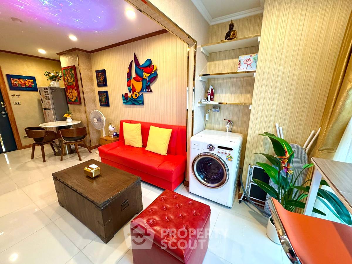 picture 1-BR 39 Sqm Condo For Sale At Siam Oriental Elegance 2, Phratamnak (ID 2364306) - 2/15
