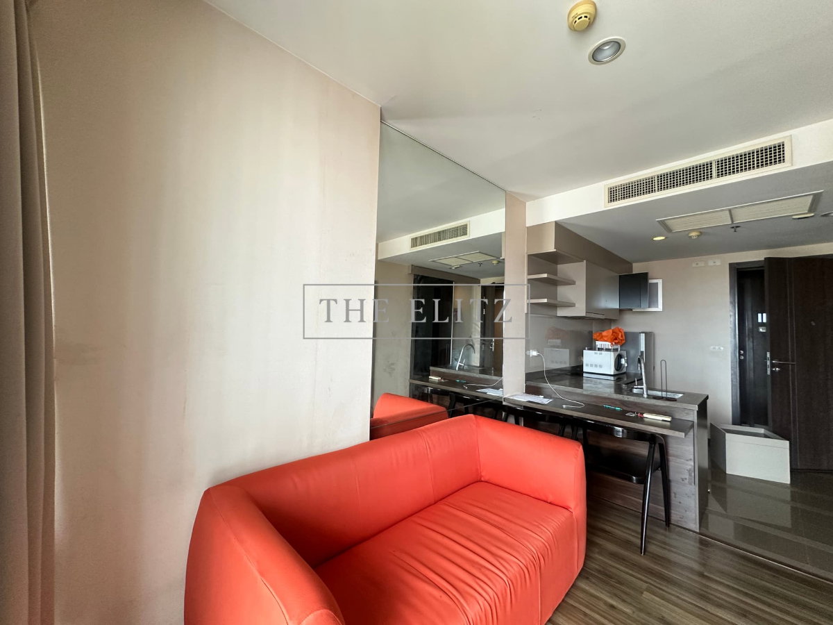 รูป ✨ Immaculate Modern Suite with Exceptional Layout – Prime Sathorn-Taksin Location Ready to Move In ✨ - รูปที่ 5/27