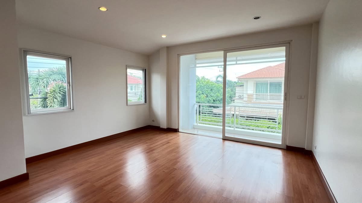 รูป 🏡 ขาย / เช่า บ้านเดี่ยวหลังใหญ่ 2 ชั้น Casa Ville รังสิต–คลอง 2 (ซอยรังสิต-นครนายก 58–60) 3 ห้องนอน 3 ห้องน้ำ หลังมุม - รูปที่ 15/20
