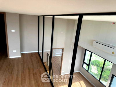 Condos for rent : 3-BR Condo At Landmark @MRTA Station, 18th Floor 70 Sqm (ID 2097681)