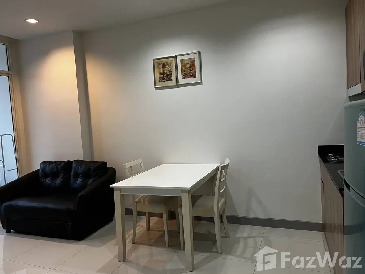 picture Modern Condo Next to Airport Rail Link 6563474 - 3/6