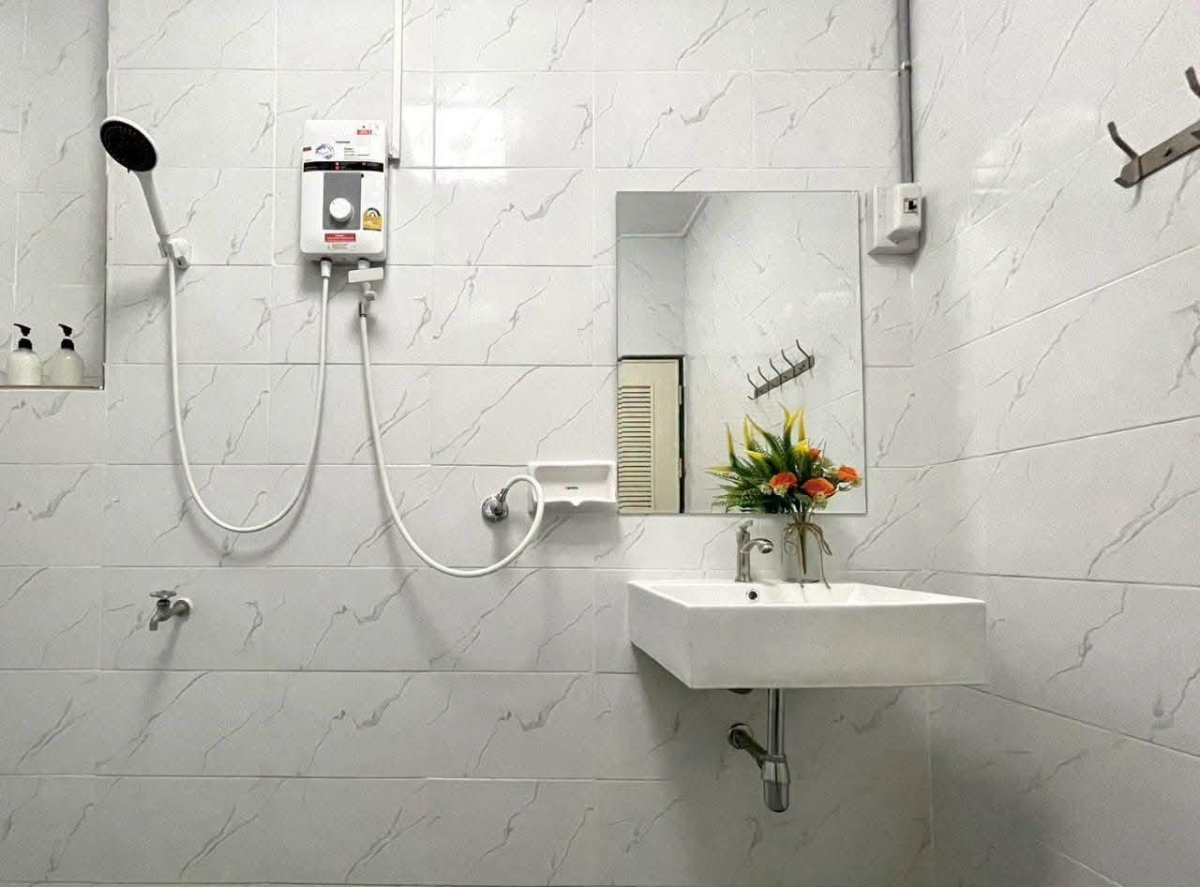 รูป ขาย บ้านทำเลทองในโคราช หมู่บ้านเทพธานี ขายเพียง 1.8 ล้านบาทเท่านั้น - รูปที่ 6/13