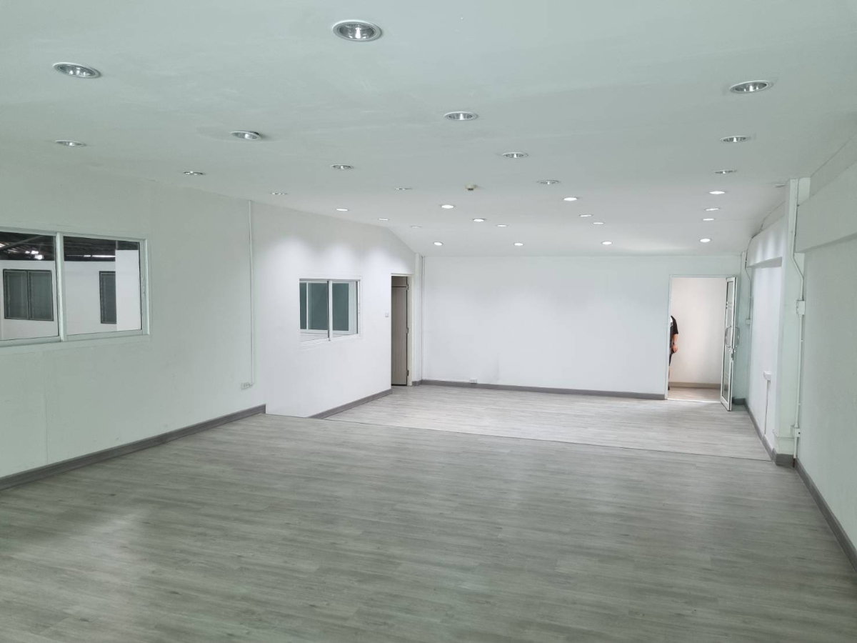picture FOR RENT | Warehouse + Office | Ramkhamhaeng Soi 4 (Samanmit) - 12/13