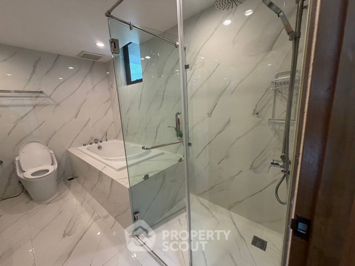 รูป คอนโด 4 ห้องนอน 350 ตร.ม. ชั้น 20 โครงการ Ruamsuk Condominium ใกล้ BTS ทองหล่อ (เลี้ยงสัตว์ได้) (ID 2791682) - รูปที่ 40/50