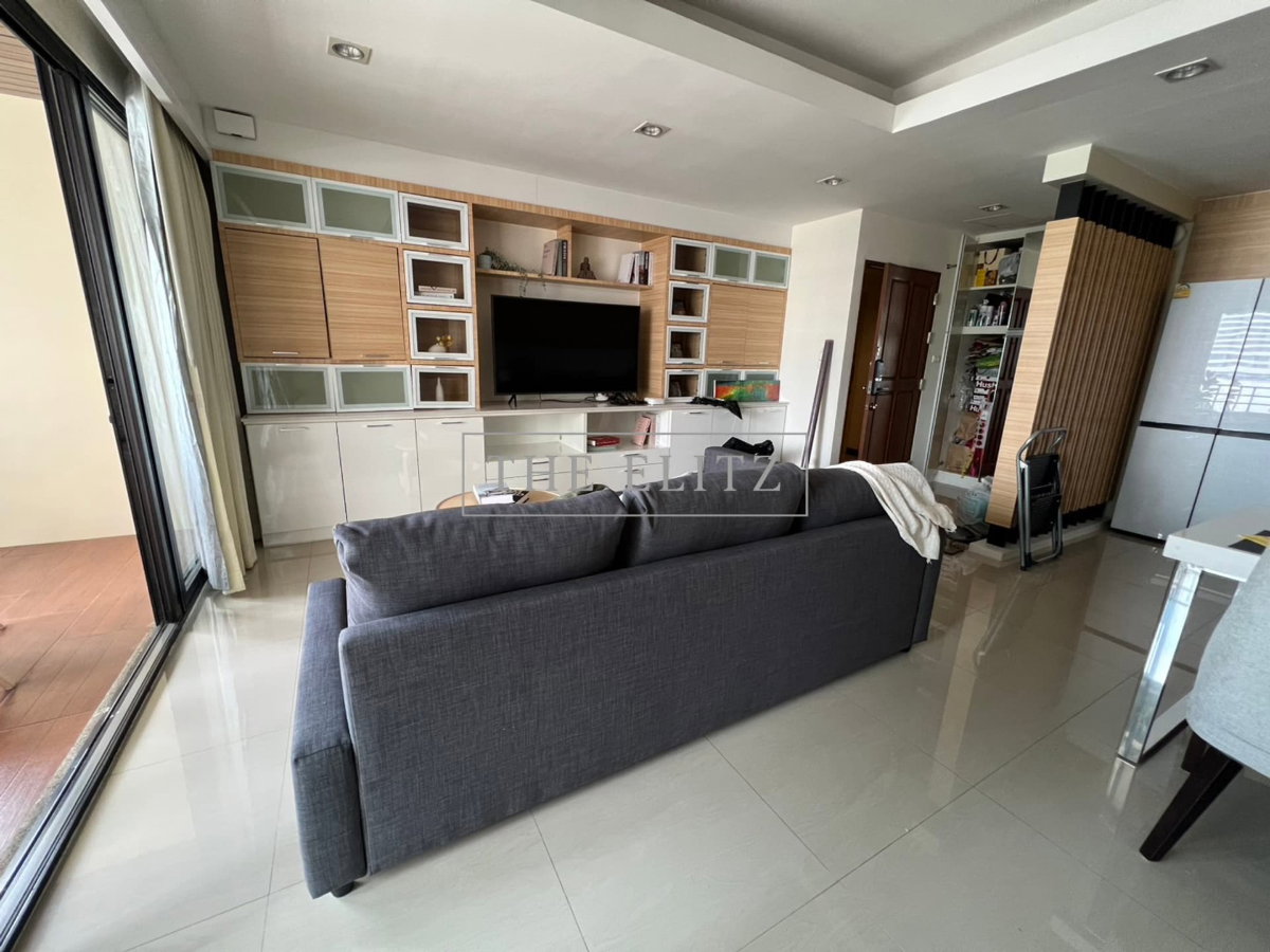 รูป ✨ Newly Renovated Ultra-Spacious Residence Near BTS/MRT – Modern Comfort with Massive Living Area ✨ - รูปที่ 2/19