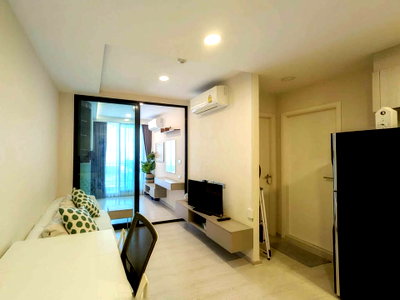 Condos for rent : Condo for rent, Vtara Sukhumvit 36, 46 sqm, 2 bedrooms, 1 bathroom. Price 28,000 baht/month. Tel. 0846283752, Line ID: nissi_17