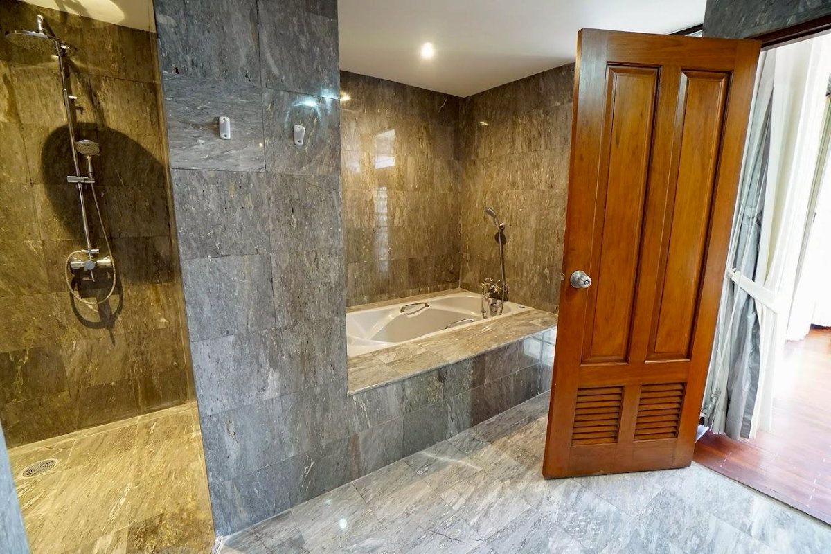รูป LTHC15908 - Luxury Condo for Rent Phrom Phong | Rain Tree Village | 93,000 THB  - รูปที่ 9/11