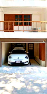 เช่าอาคารพาณิชย์ สุเทพ เชียงใหม่ : ให้เช่าอาคารพาณิชย์ 3.5 ชั้น 4 ห้องนอน รีโนเวทใหม่ ย่านนิมมาน ห้วยแก้ว เชียงใหม่ (R1307) T.0946511456
