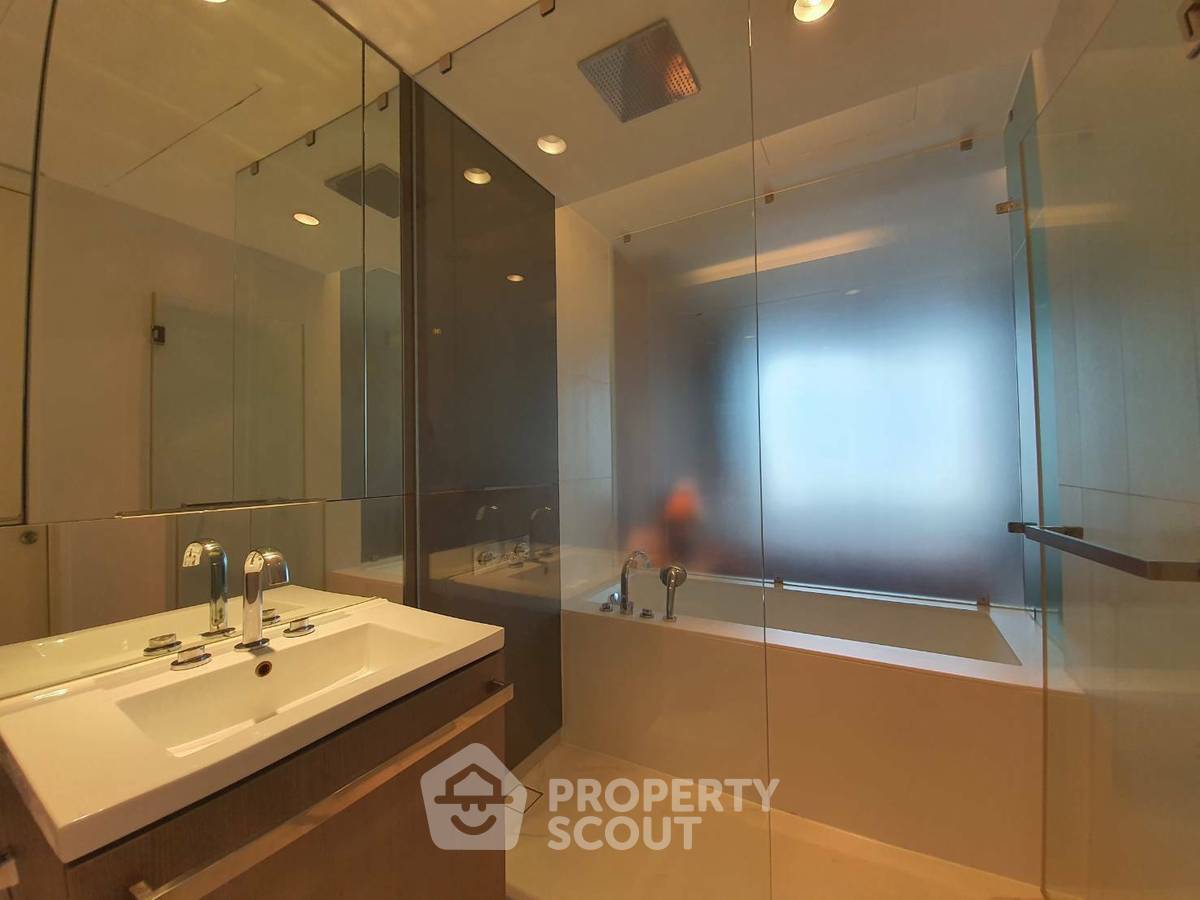 picture 1-BR 60 Sqm At 185 Rajadamri, 400m to BTS Ratchadamri (ID 881354) - 13/16