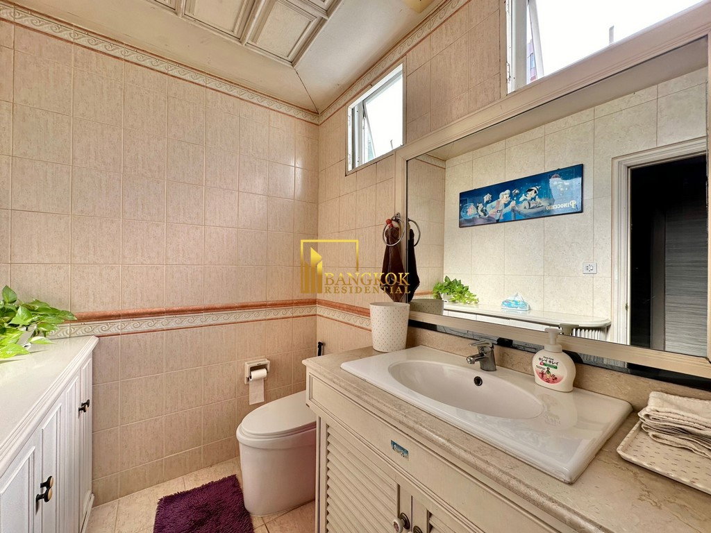 picture Premier Condo | Expansive 4 Bedroom Duplex Condo For Sale - BR18229CD - 34/56