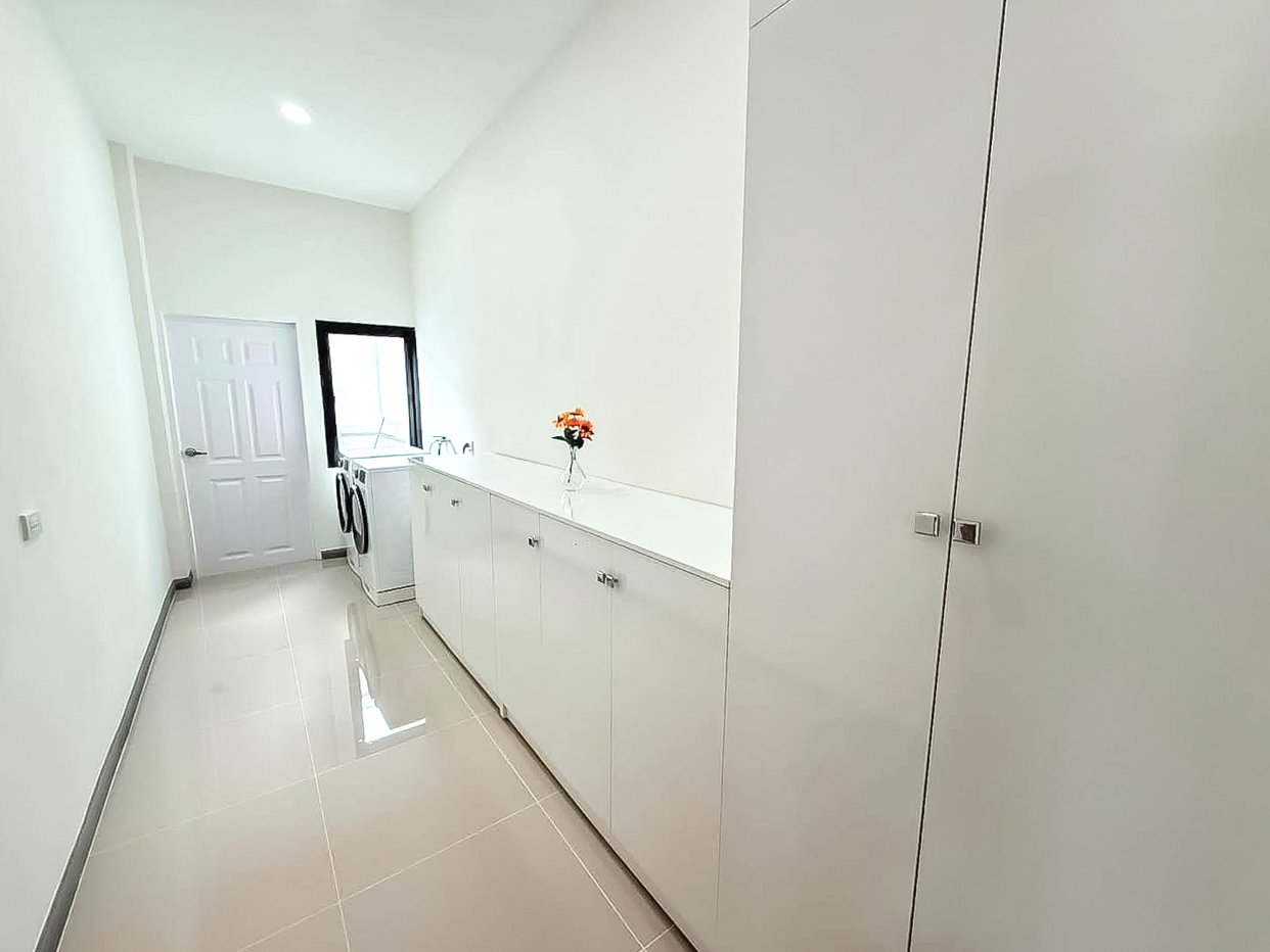 รูป Luxury Pool Villa for Sale Mabprachan East Pattaya 3 Bedroom - รูปที่ 7/9