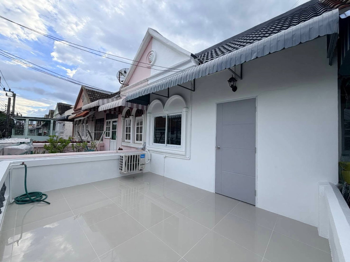 รูป #E1092💕080769 ให้เช่าทาวน์โฮม 2 ชั้น Soi Wachiratham Sathit 57 - รูปที่ 4/11