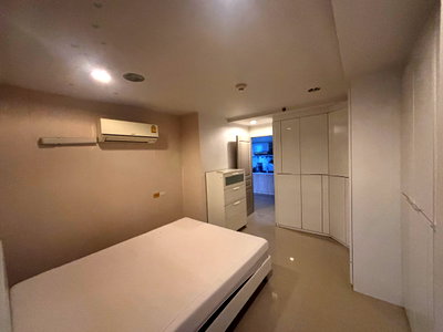 Condos for rent : Condominium in Satorn 1 bed room