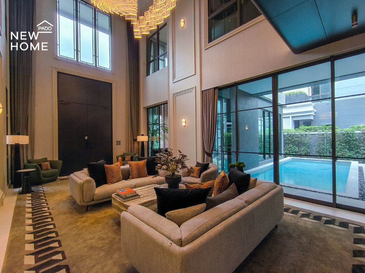 รูป Connoisseur พัฒนาการ บ้านหรู 3 ชั้น พร้อมลิฟต์ส่วนตัว จอดรถ 10 คัน พร้อม โรงจอดซุปเปอร์คาร์ พื้นที่ใช้สอย 952 ตร.ม - รูปที่ 8/70