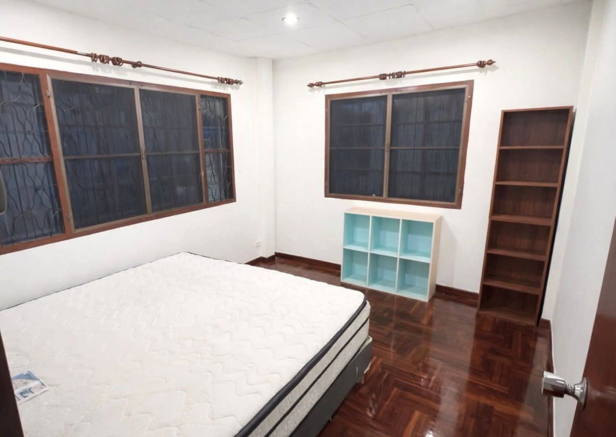 picture FOR RENT HOUSE PROPERTY 25000 BAHT per MONTH - 6/8