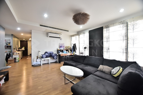 Ready-to-move-in Condo, Central City Location Amanta Ratchada near MRT Cultural Center of Thailand Station