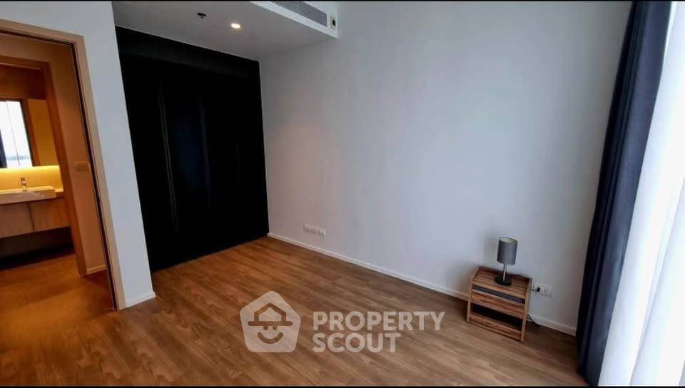 picture 2-BR Condo At The Lofts Silom, 85 Sqm, 400m To BTS Surasak (ID 3066717) - 11/16