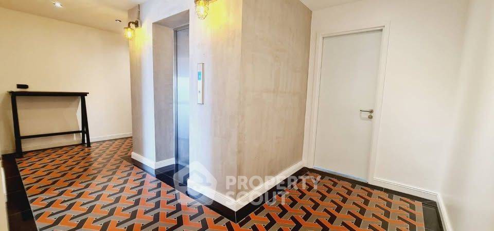 รูป คอนโด 4 ห้องนอน 255 ตร.ม. เพ็ทได้ Penthouse Condominium 3 ใกล้ BTS เอกมัย 300 ม. (ID 3068341) - รูปที่ 6/11