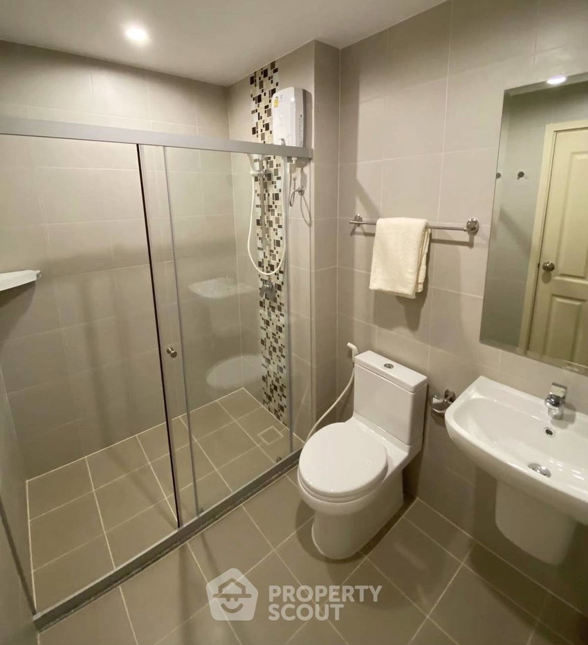 picture 2-BR 75 Sqm High-Floor Condo At Supalai Veranda Rama 9 (ID 3069235) - 9/9