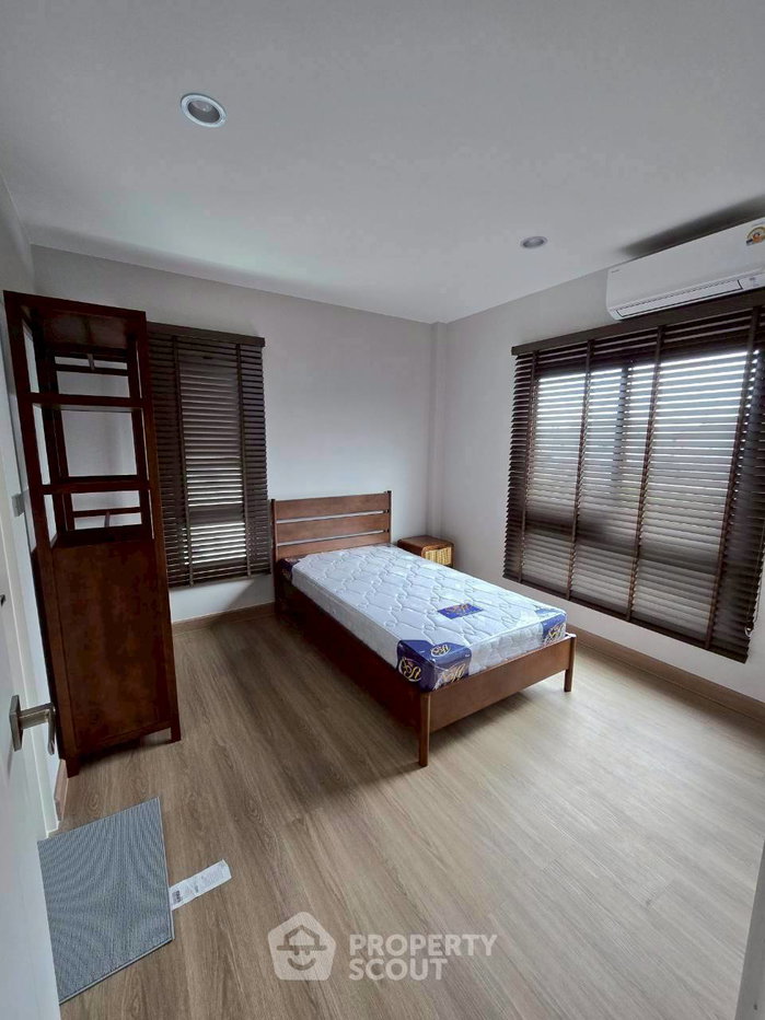 รูป ให้เช่า บ้าน 4 ห้องนอน ใกล้สนามบินสุวรรณภูมิ เขตลาดกระบัง (ID 3057426) - รูปที่ 6/23