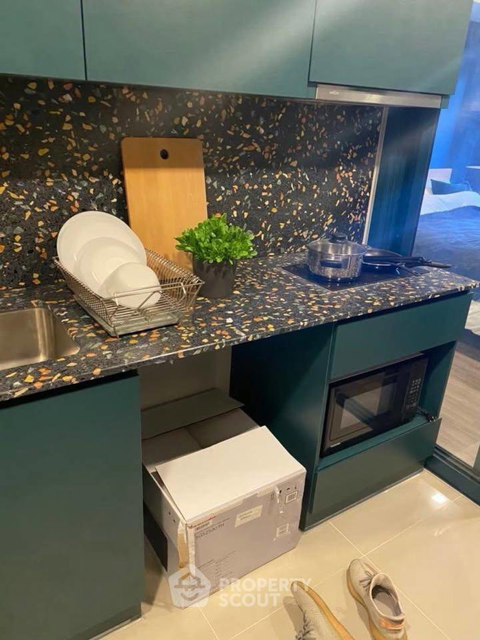 picture 1-BR Condo At The Base Sukhumvit 50, 5th Floor Near BTS On Nut (ID 2858974) - 6/11