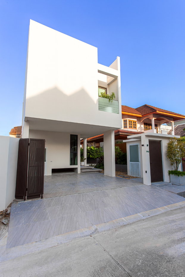 picture Value 3BR Villa Wichit Phuket, 360 sqm, Approx 30,278/sqm - U5928175 - 8/20