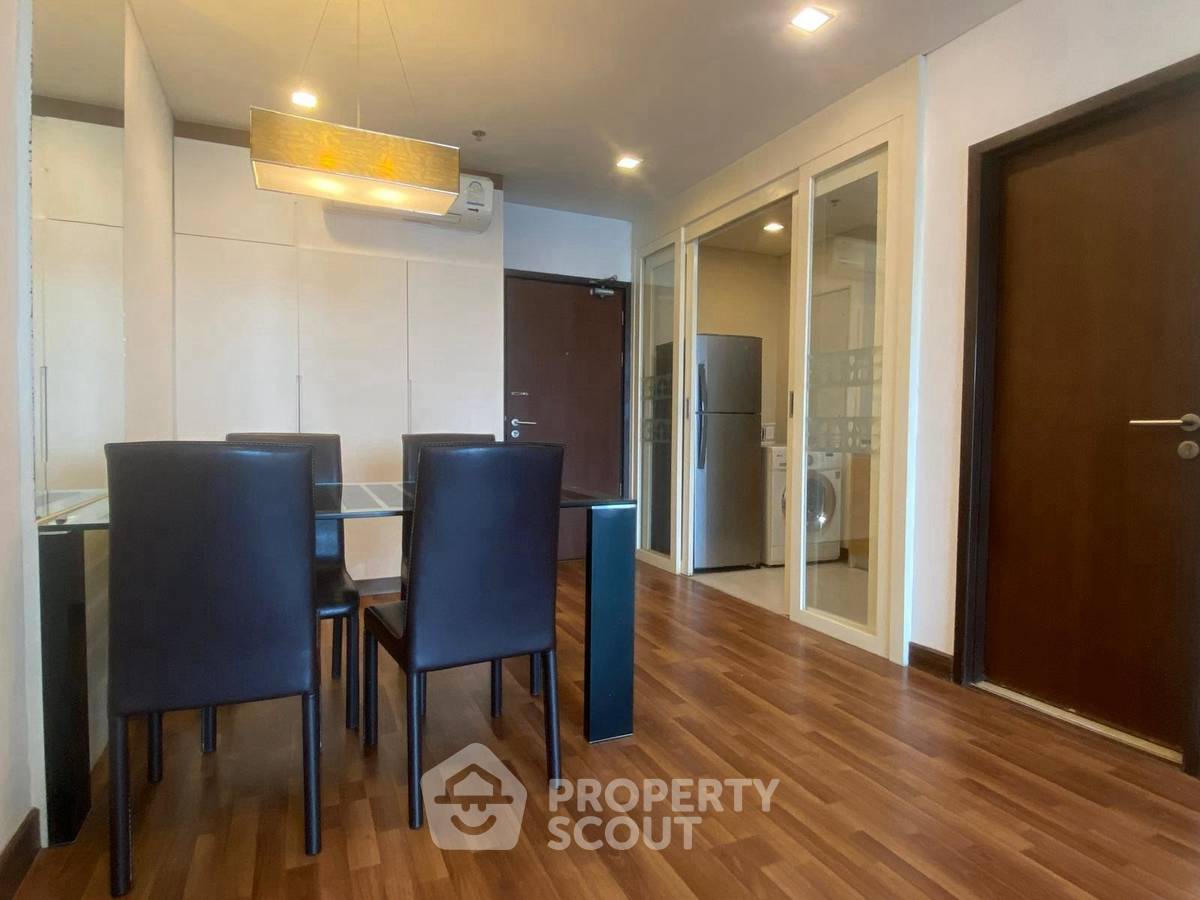 picture High-Floor 1-BR 52 Sqm At Le Luk Condominium, 200m to BTS Phra Khanong (ID 3069710) - 8/10