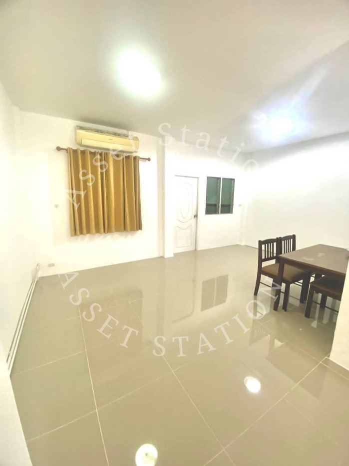 รูป ขาย! ทาวน์เฮ้าส์ 💰🏡 Phanason Villa Lumlukka-Klong 4 3นอน 2น้ำ 🚗 ใกล้ทางด่วนเดินทางสะดวก - รูปที่ 4/9