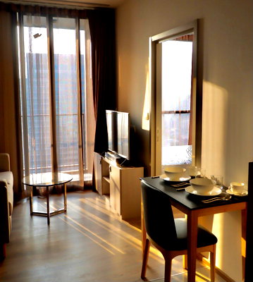 Condos for rent : 🎀Oka haus nice view 🎀 Please call 081-912-8883