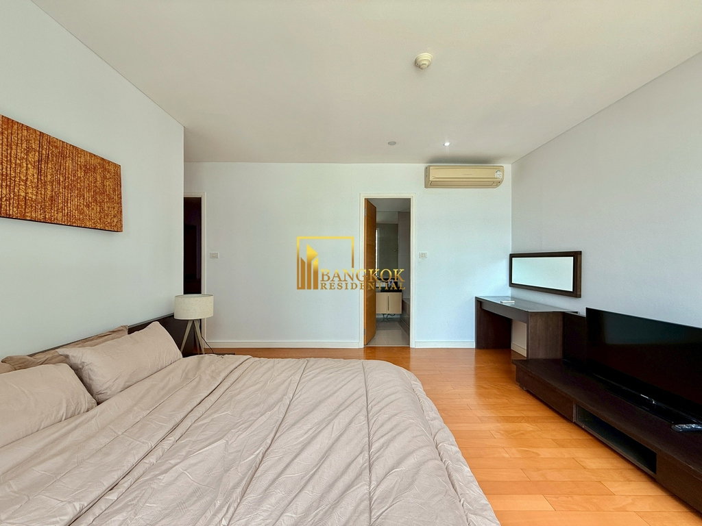 picture Fullerton | Superb 3 Bedroom Luxury Condo in Ekkamai Area - BR18217CD - 11/34