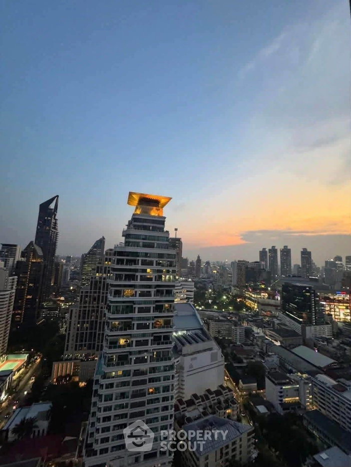 picture 1-BR Condo Noble State 39, 34th-Floor 31 Sqm, 400m to BTS Phrom Phong (ID 3067594) - 11/17