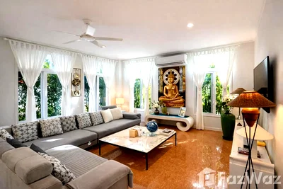 Houses for sale Kathu Phuket : Elegant Family Pool Villa w/ Separate Guest Residence Kathu 6564285