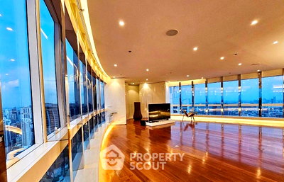 ขายคอนโด : คอนโด 3 ห้องนอน 368 ตร.ม. Millennium Residence ใกล้ BTS อโศก (ID 3069341)