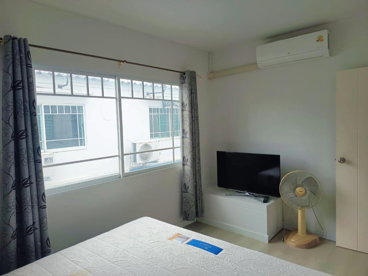 รูป คุ้มกว่าใคร! บ้านถูก! ในหมู่บ้านหรูแพง!! ขาย ทาวน์โฮม หมู่บ้าน Villaggio บางนา(เอแบค) บ้าน Land & Houses เดินทางสะดวก ถ.บางนา-ตราด ใกล้เอแบค บางนา - รูปที่ 12/18
