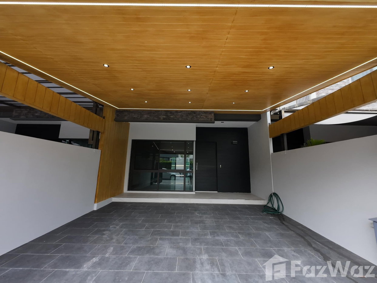 รูป Townhome 3 bedroom at The Landmark Ekamai-Ramindra 1964745 - รูปที่ 8/12