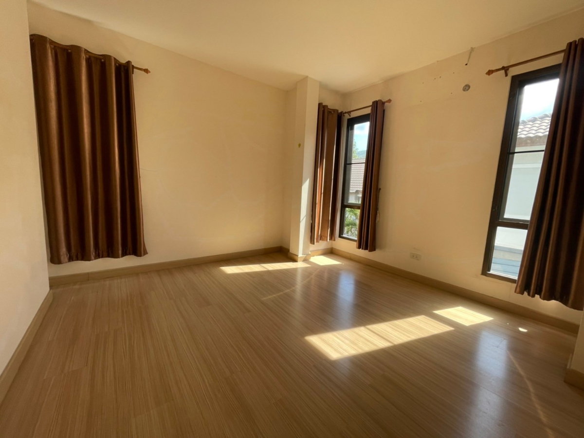 picture For Sale | 2-Storey Detached House  - 21/26