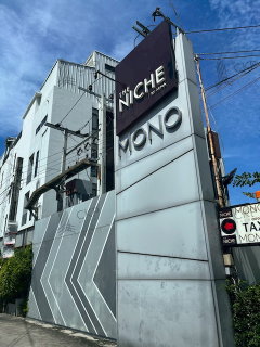 Condo The Niche Mono Bangna with tenant, selling below appraised price, room size 35.65 sq m, corner room, fully furnished.