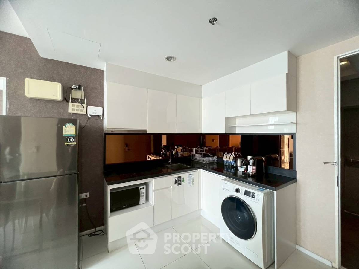 รูป คอนโด 2 ห้องนอน ขายที่ อัพ เอกมัย ชั้น 24 ขนาด 59 ตร.ม. ใกล้ ARL รามคำแหง (ID 3069595) - รูปที่ 2/8