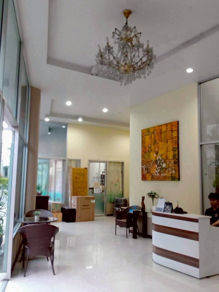 picture Studio room only 150 meters from BTS Udomsuk - 9/10