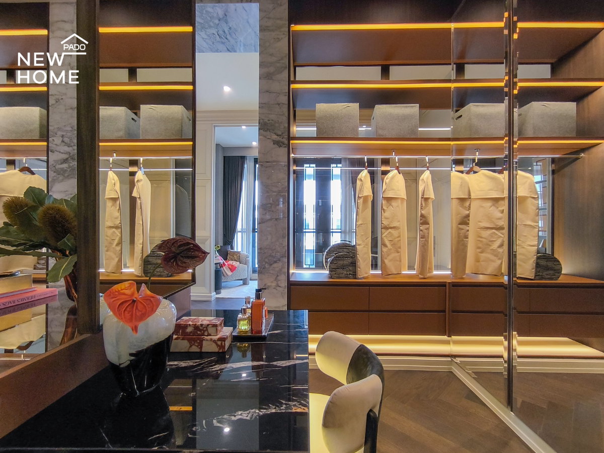 รูป Connoisseur พัฒนาการ บ้านหรู 3 ชั้น พร้อมลิฟต์ส่วนตัว จอดรถ 10 คัน พร้อม โรงจอดซุปเปอร์คาร์ พื้นที่ใช้สอย 952 ตร.ม - รูปที่ 63/70
