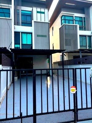 เช่าทาวน์โฮม นาคนิวาส 61 : 🏡✨ ขาย / เช่า ทาวน์โฮม 3 ชั้น สตรีวิทยา 2 ซอย 9 / นาคนิวาส 48 4 ห้องนอน 4 ห้องน้ำ  หลังเท่าแปลงมุม ทำเลศักยภาพ หลังเซ็นทรัล อีสต์วิลล์ 