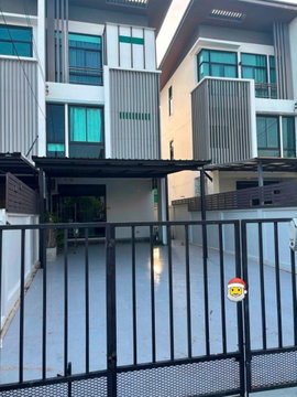 🏡✨ ขาย / เช่า ทาวน์โฮม 3 ชั้น สตรีวิทยา 2 ซอย 9 / นาคนิวาส 48 4 ห้องนอน 4 ห้องน้ำ  หลังเท่าแปลงมุม ทำเลศักยภาพ หลังเซ็นทรัล อีสต์วิลล์ 