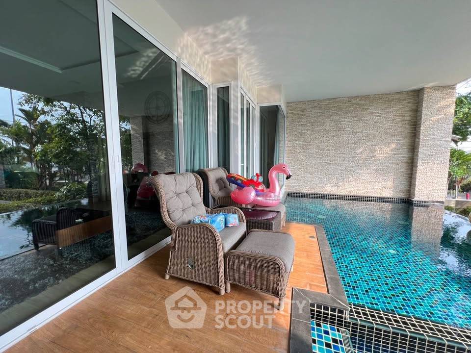 picture 2-BR 124 Sqm Condo For Sale, Cetus Beachfront, Jomtien Beach (ID 3065348) - 9/10