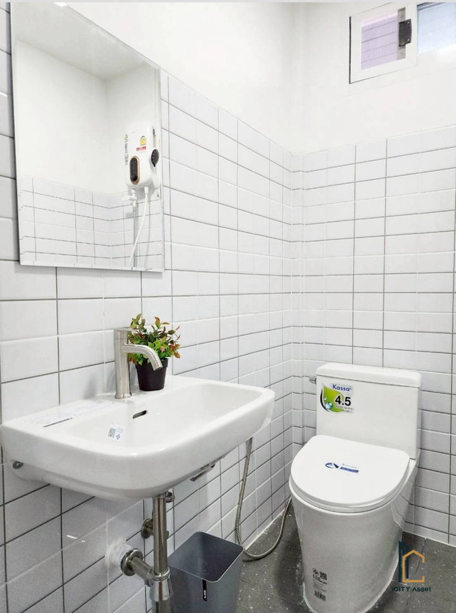 รูป 🔥For Rent!! ready to move-in 5b4b 120k - Single Home @ Huai Kwang 📞Call 090 919 9898 - รูปที่ 19/32