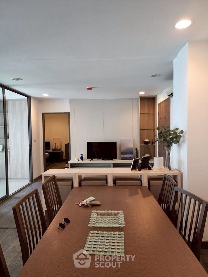 picture 2-BR 83 Sqm Condo At Rende Sukhumvit 23, 300m to MRT Sukhumvit (ID 3069278) - 1/10