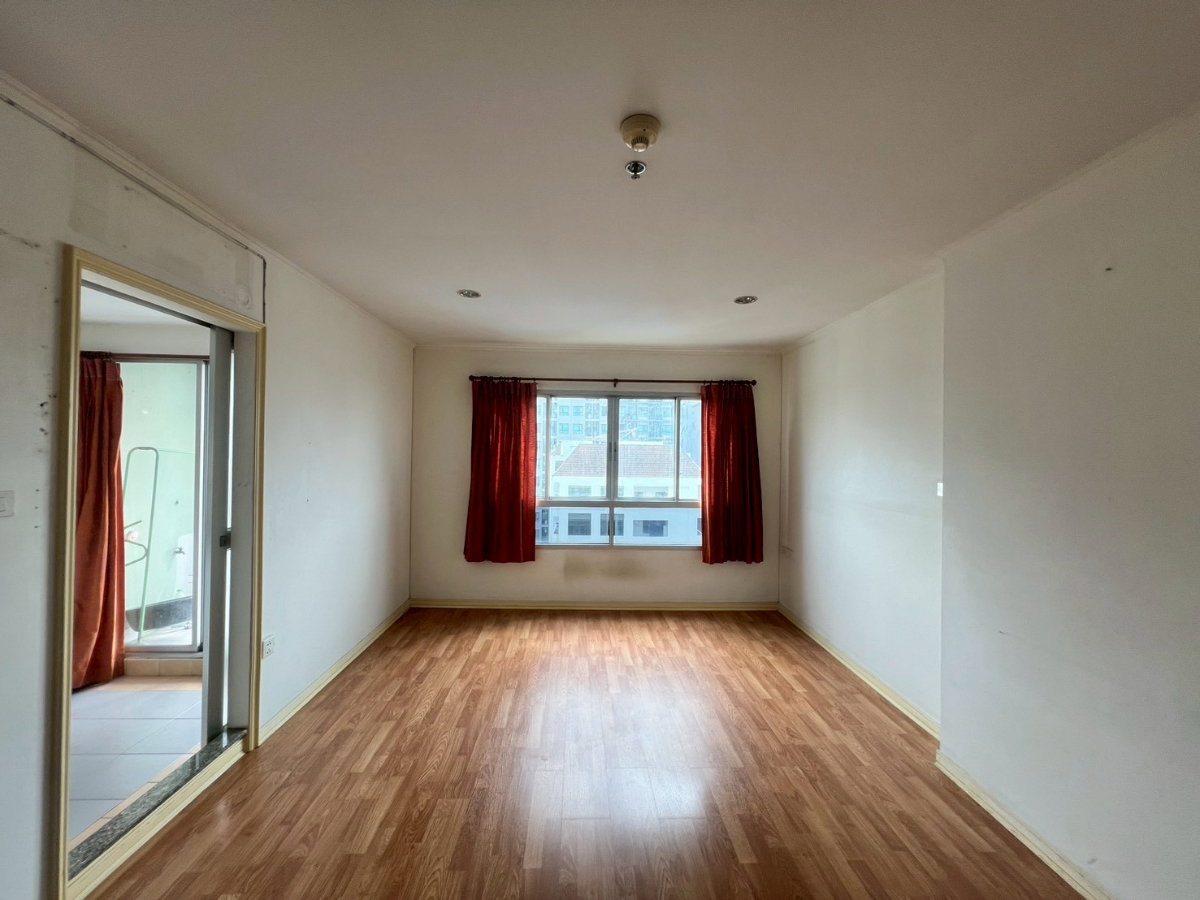 picture Lumpini Ville Ramkhamhaeng 44 condo: ideal investment opportunity. - 6/14