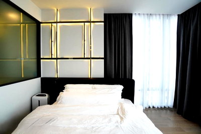 Condos for sale : Ashton Silom【𝐒𝐄𝐋𝐋 & 𝐑𝐄𝐍𝐓】🔥Stylish and classy, ​​dark tones, impeccable built-in furniture🔥 Contact Line ID: @hacondo
