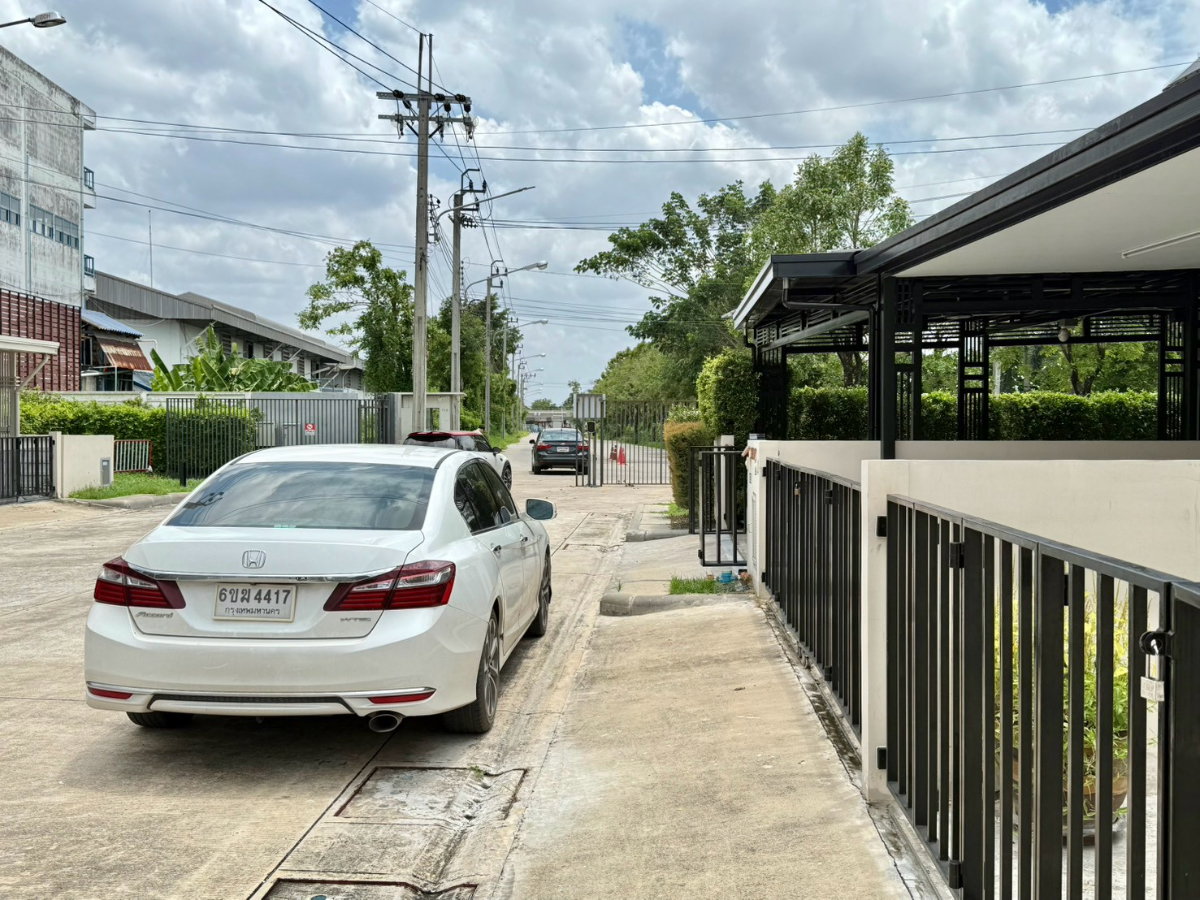 รูป 🏡 ทาวน์โฮมไซส์ใหญ่ บ้านใหม่มาก! พร้อมเข้าอยู่ The Colors รามอินทรา – หทัยราษฎร์ (The Colors Ramintra – Hathairat) 🔥เพียง 18,000 บาท/เดือน - รูปที่ 11/20